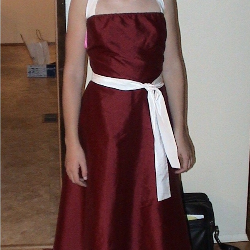 Michelle DeCourcy Burgundy Halter Midi Formal Dress Size XS